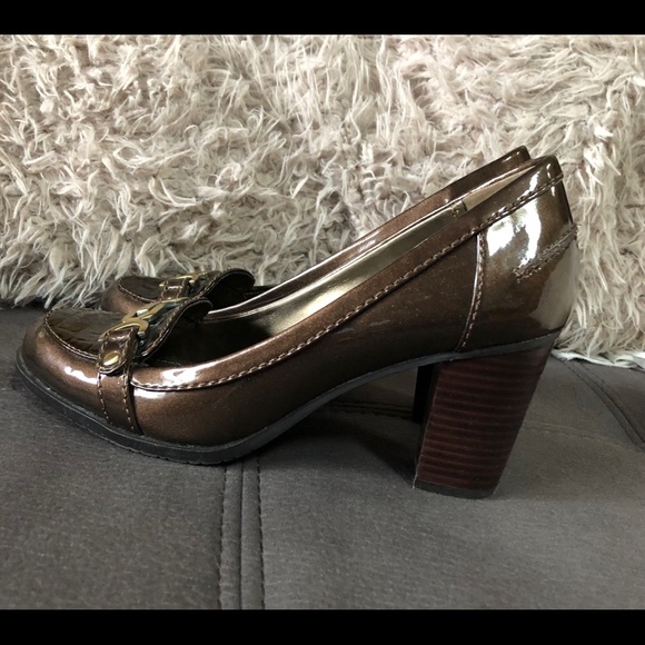 🩷SOLD🩷BANDOLINO Shiny Brown Block Heels S7.5 - Picture 5 of 7